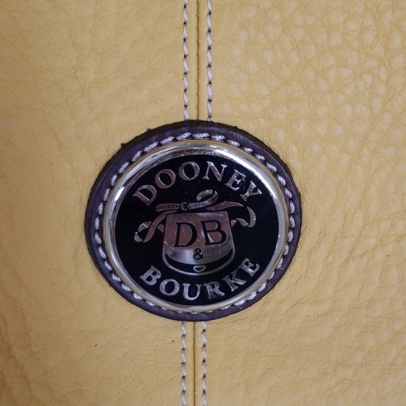 Dooney & Bourke Authentic Brand New Purse - Picture 2 of 8